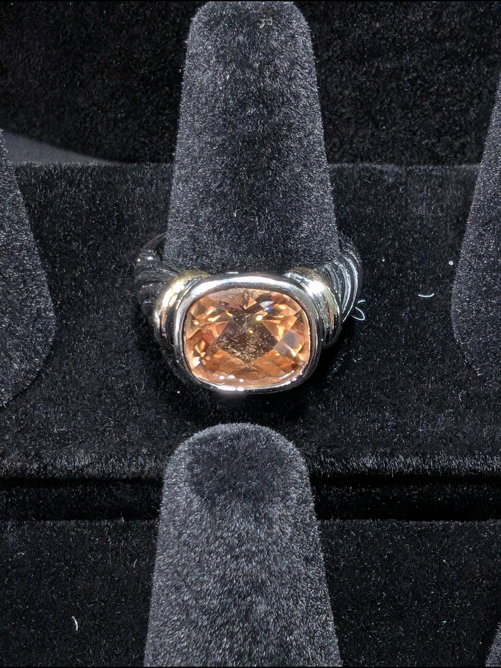 Silver Toned Ring with Cushion Topaz Gemstone. David Yurman Knock Off.